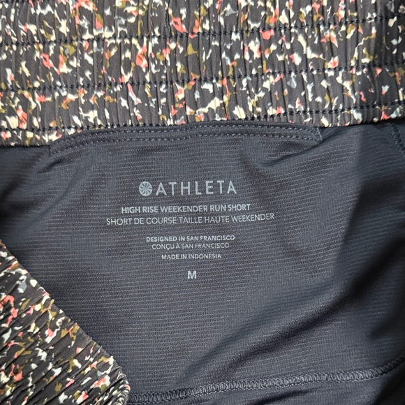 Athleta High Rise Weekender Run Short - Picture 2 of 2